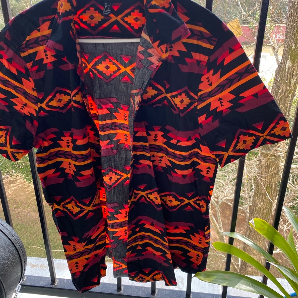 Mens button down short sleeve T-shirt